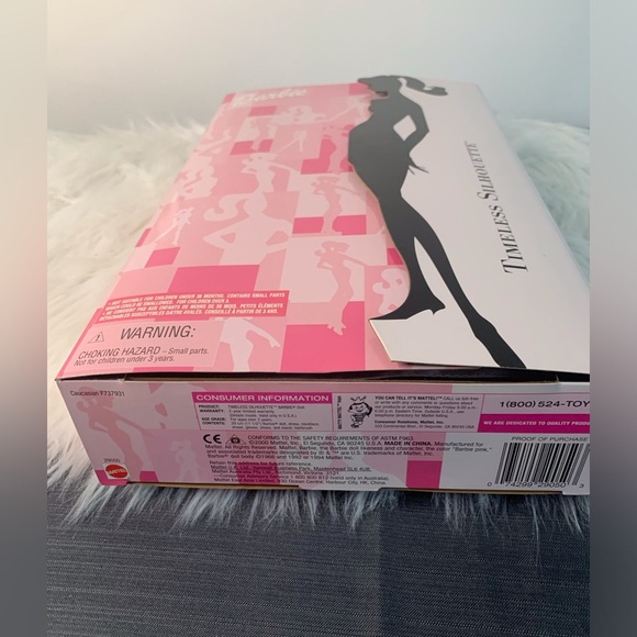 Collectable Vintage Barbie 2000 Pink and Black Silhouette Box - Picture 8 of 8